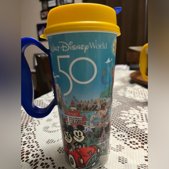 5 Disney 50th Anniversary Celebration travel mugs - Picture 5 of 10
